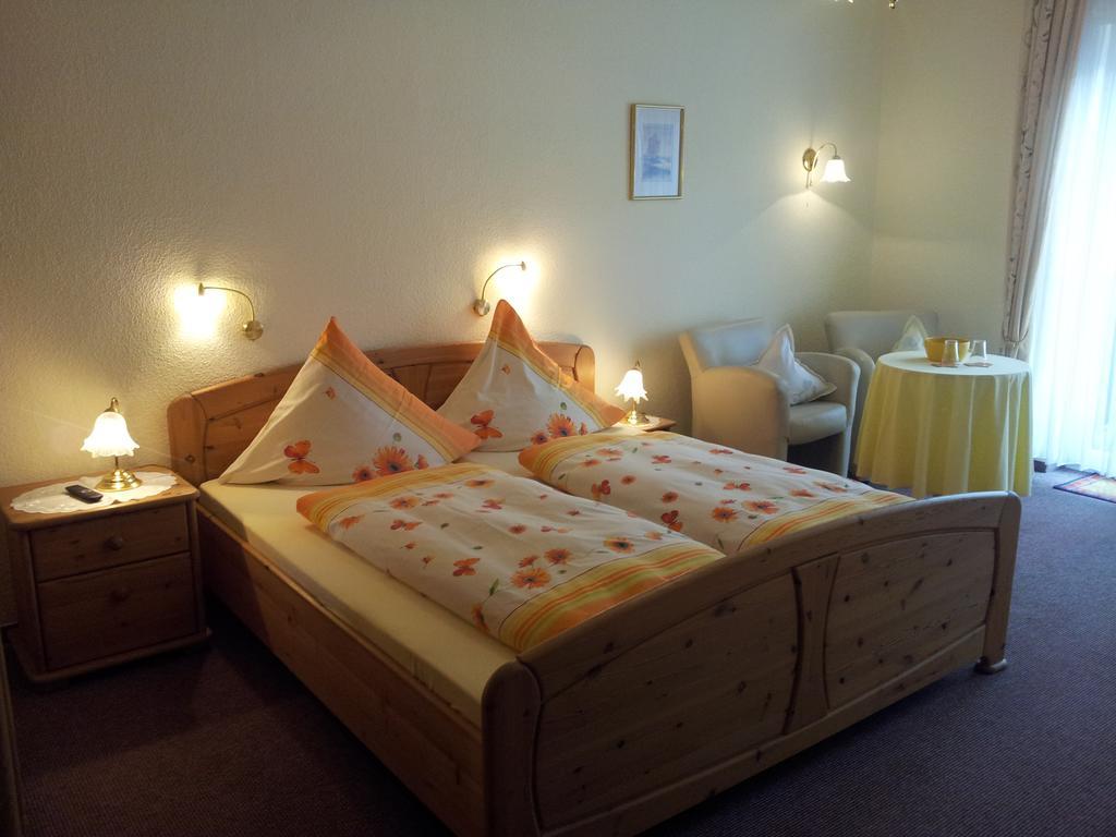 Haus Reitz Bed and Breakfast Ernst Eksteriør billede